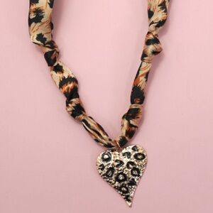 Leopard Print Handmade Scarf Necklace (5111)